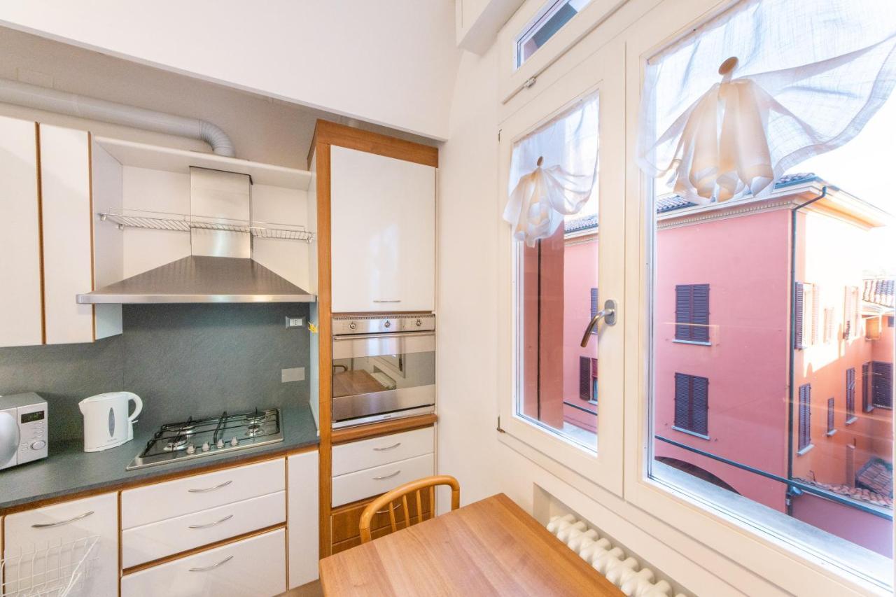 Housmart Corte Galluzzi 7/1 Болонья Экстерьер фото