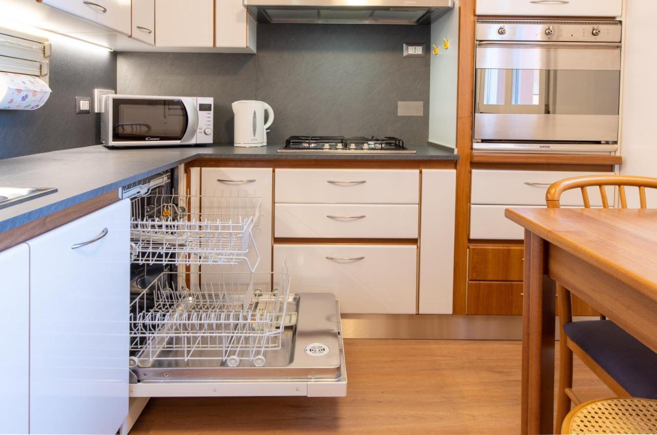 Housmart Corte Galluzzi 7/1 Болонья Экстерьер фото
